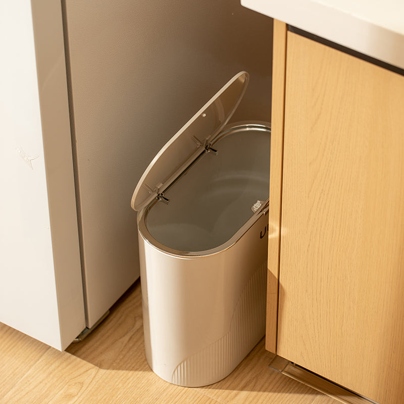 Oval Plastic Trash Can – 12L
