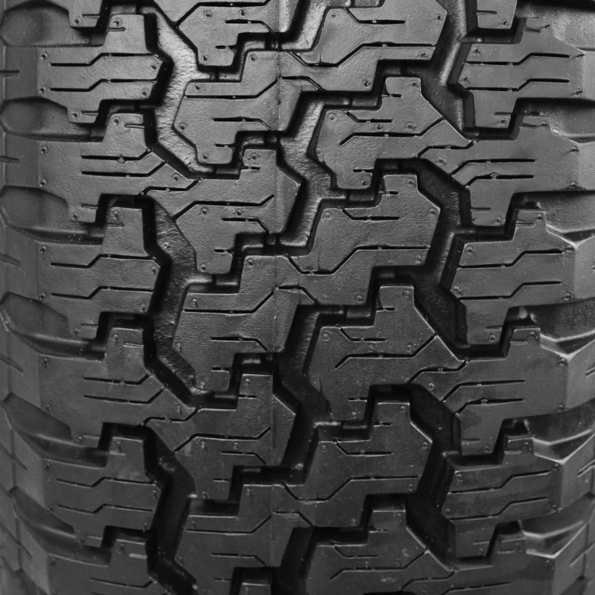2026 NewWrangler Radial 235/75R15 105S All-Season Tire