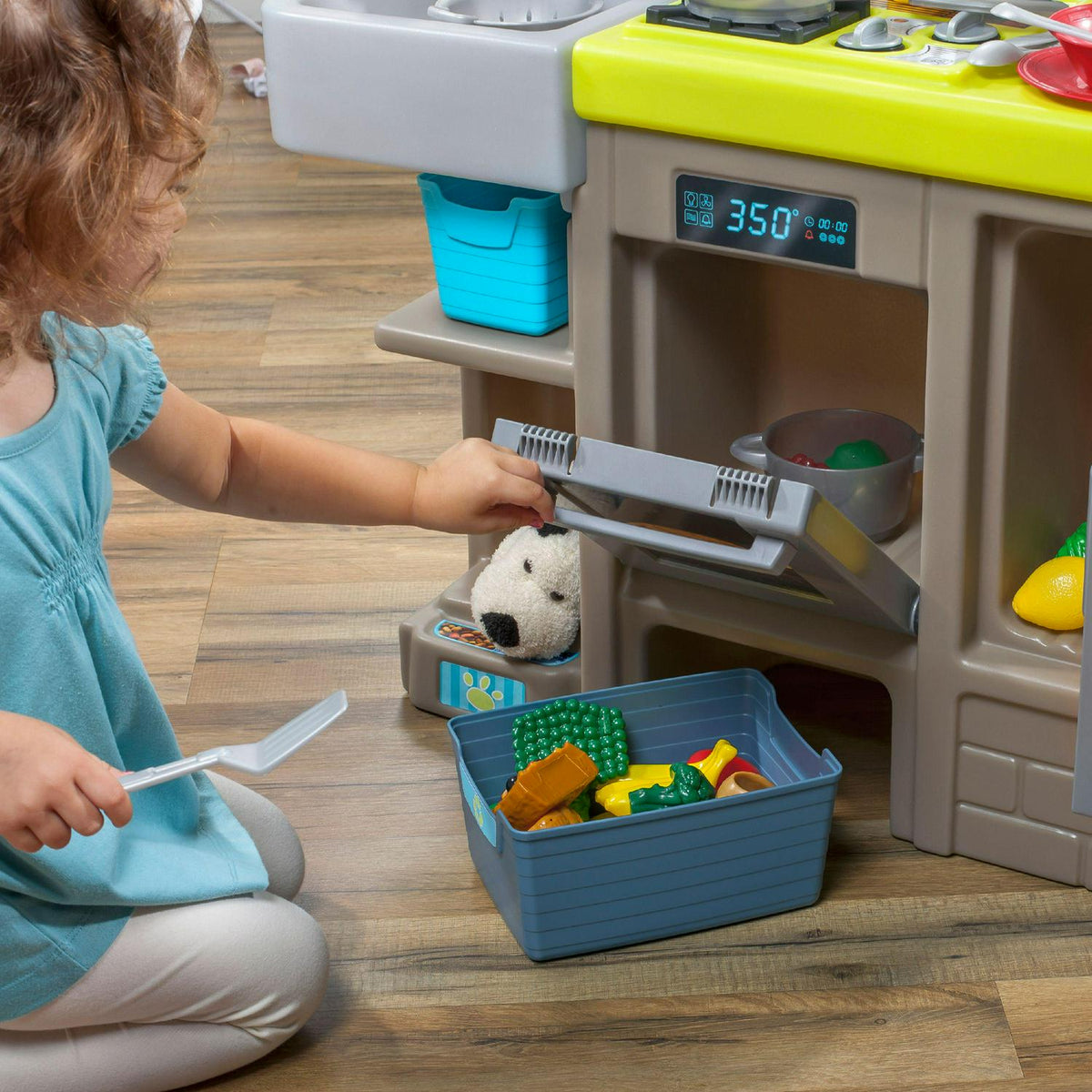 2026 NewStep2 Contemporary Chef Brown and White Toddler Plastic Play Kitchen