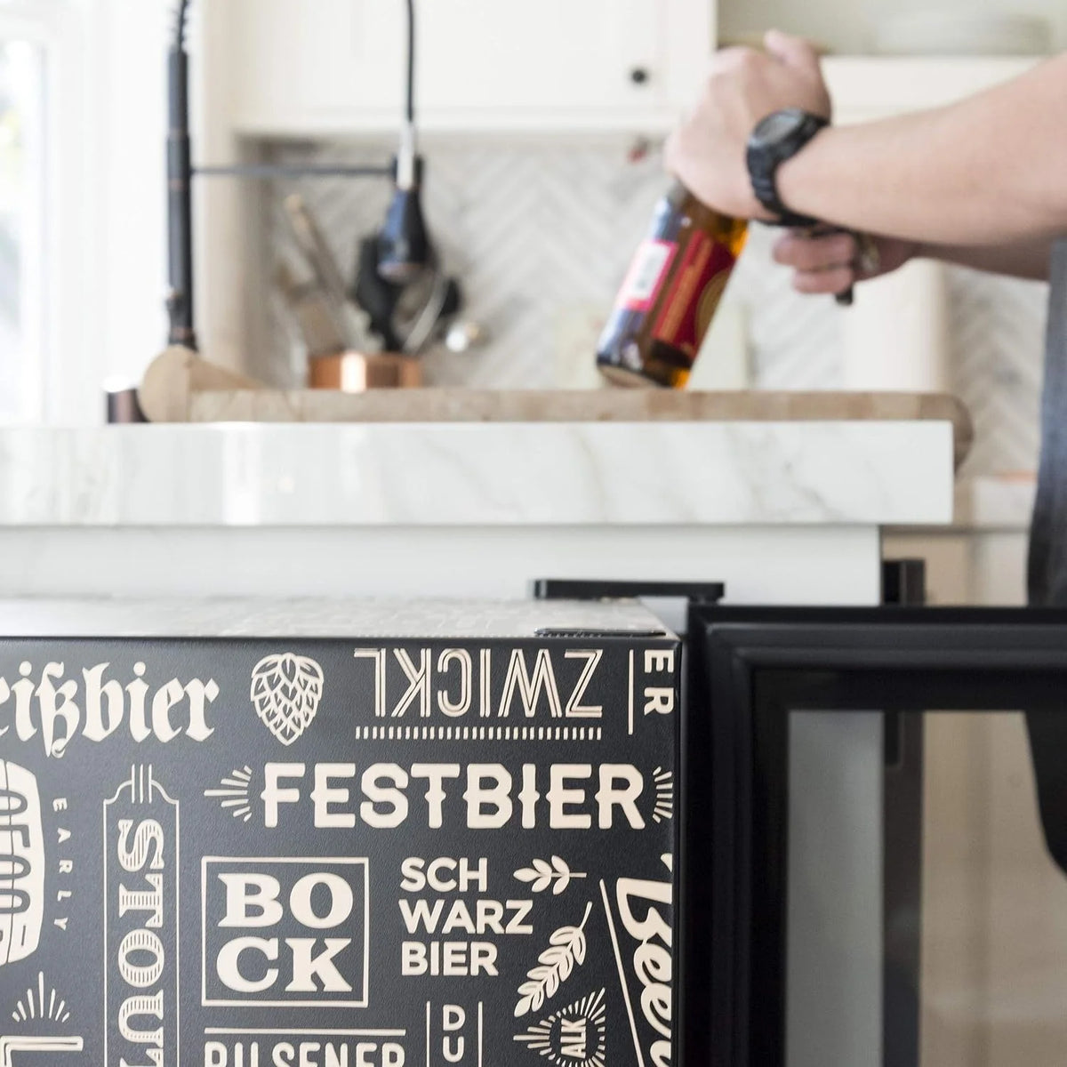2026 NewBeverage Refrigerator Cooler | 126 Cans Free Standing with Right Hinge Glass Door | Mini Fridge Beverage Organizer Perfect For Beer, Wine, Soda, And Cooler Drinks